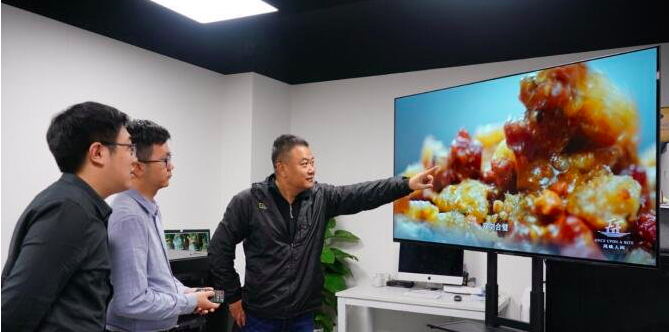 MINI汽车携手索尼OLED电视A9G 双方跨界能擦出什么样的“火花”?-视听圈
