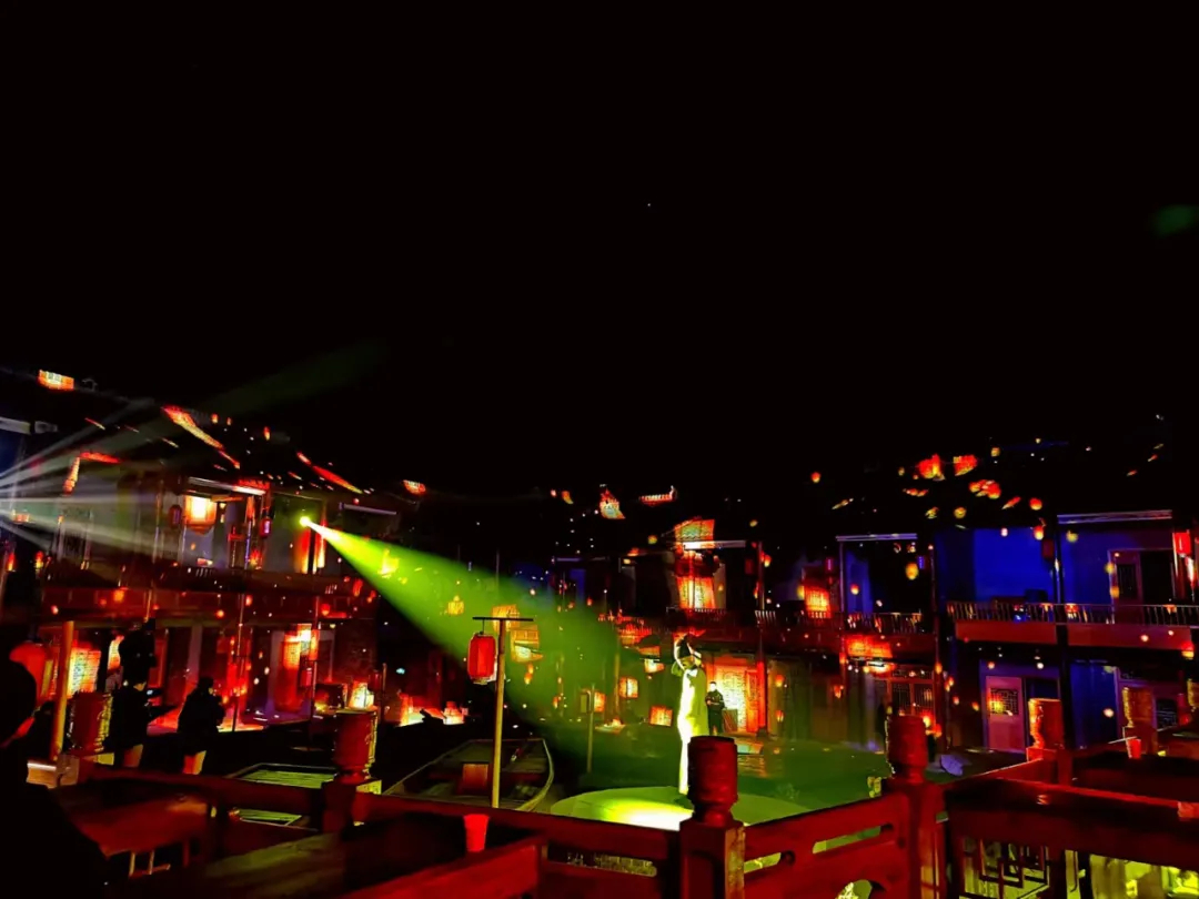 五一假期旅游市场升温 光峰科技激光显示助力“夜经济”-视听圈