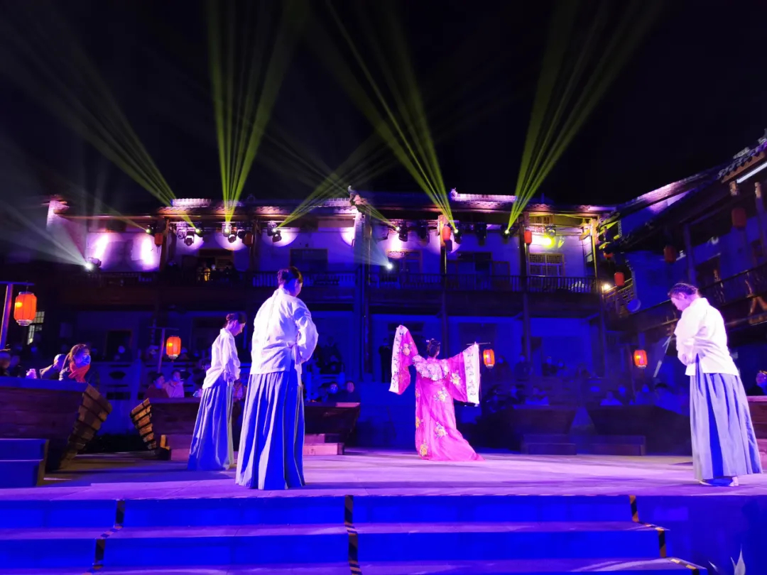 五一假期旅游市场升温 光峰科技激光显示助力“夜经济”-视听圈