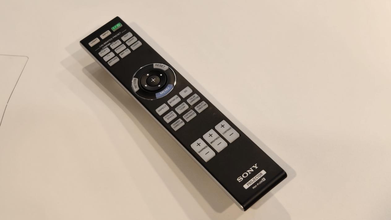 画质轻旗舰,索尼家用投影P7(VPL-XW5100)如何点亮原生4K沉浸巨幕?-视听圈