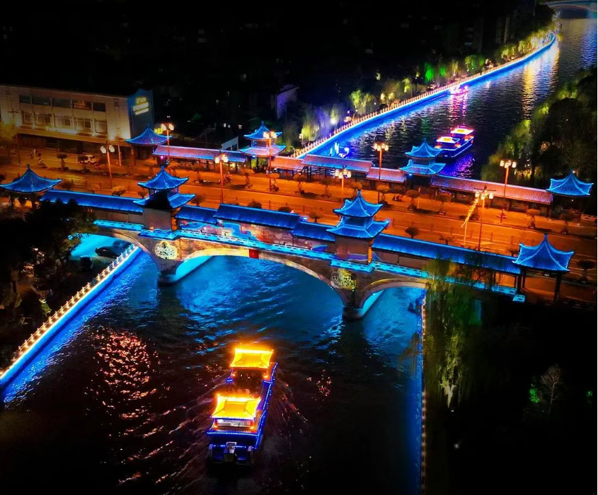 工程案例:光峰工程投影点亮扬州古运河夜游繁华画卷-视听圈
