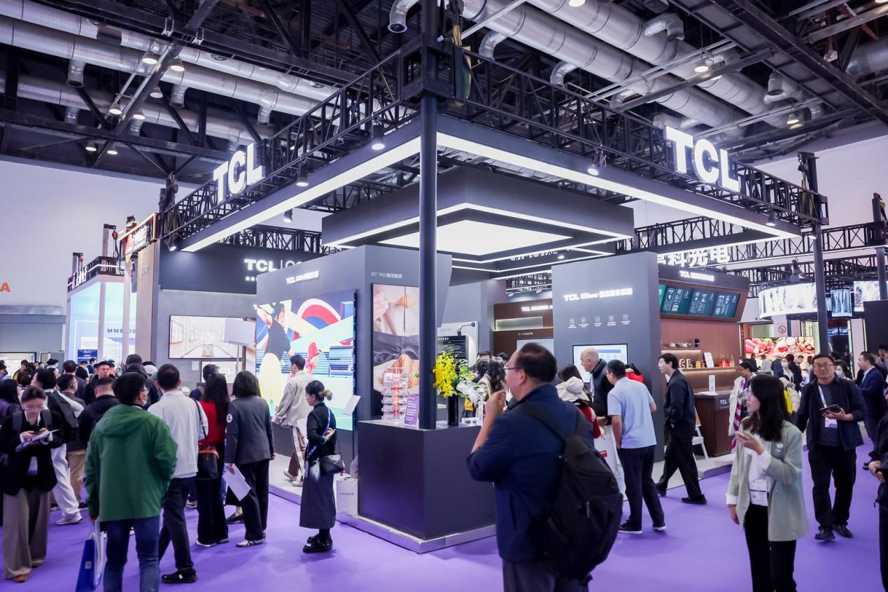 直击IFC2026：从造屏到造空间，TCL如何定义商显新纪元？-视听圈