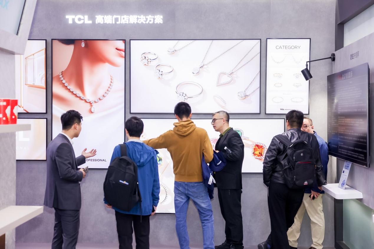 直击IFC2026：从造屏到造空间，TCL如何定义商显新纪元？-视听圈