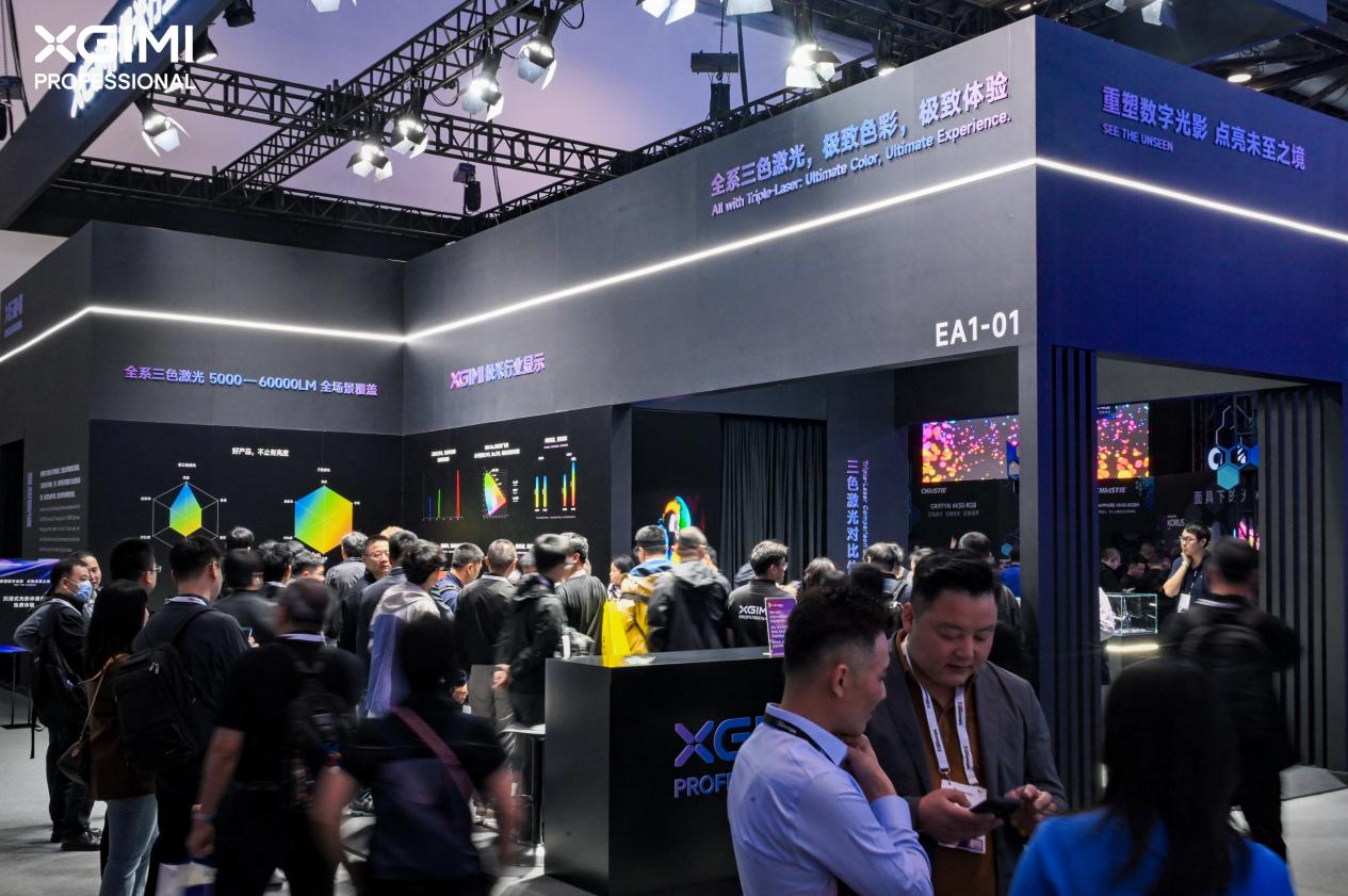 家用“一哥”的新战役：专访极米田峰，为何要做高端工程投影？-视听圈