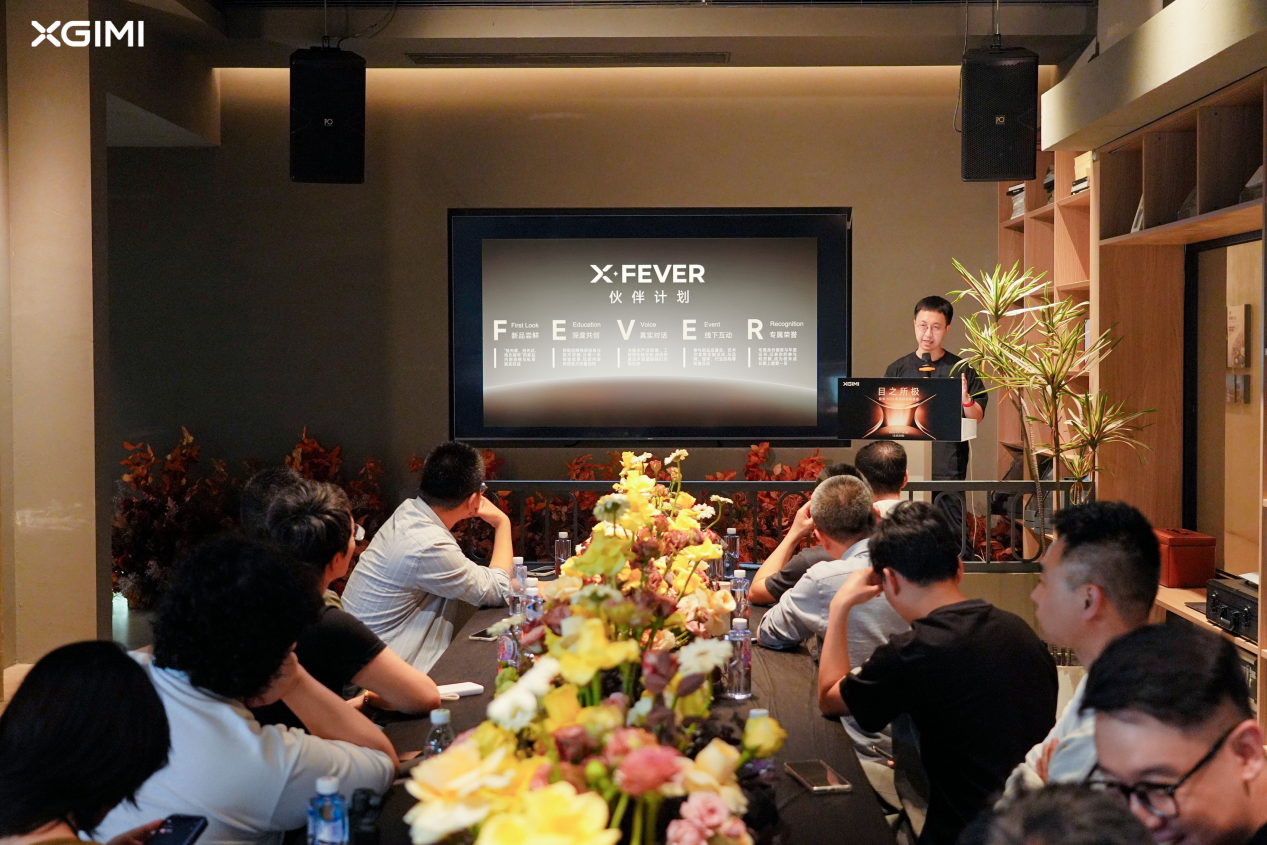 听劝！“投影一哥”要在高端市场树“标杆”，这次瞄准索尼和JVC-视听圈