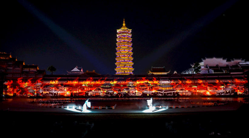 走进光影，把一座山、一条河、一面城墙，变成“能出圈”的夜游舞台-视听圈